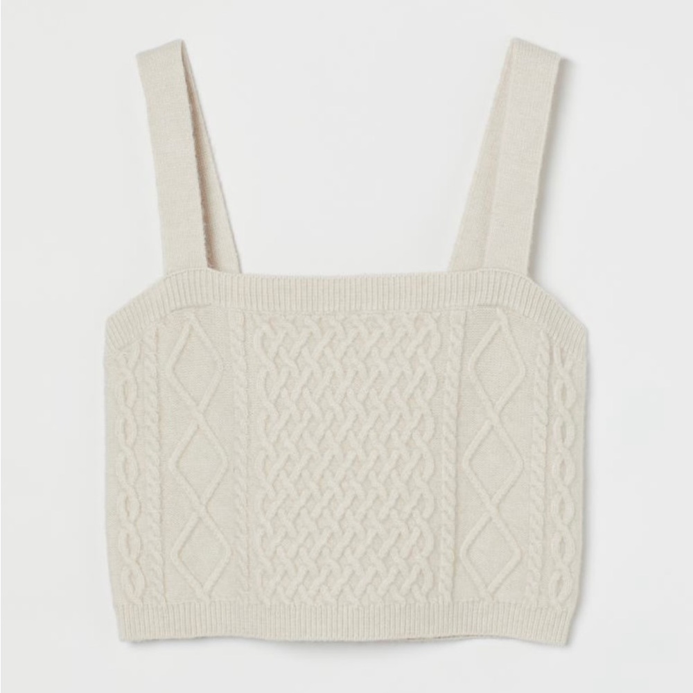 NWOT Cable-knit Crop Top